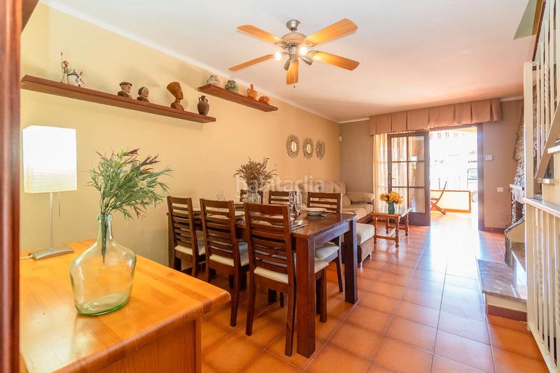 Foto c612502b-2ab2-43c3-9822-5305f9a3343c. Casa a schiera con camino riscaldamento parcheggio in Torredembarra