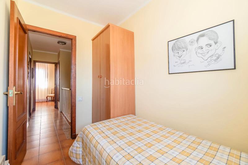 Foto a7a95271-8deb-4fae-a211-39201a2e4e33. Casa adosada en Clarà Torredembarra