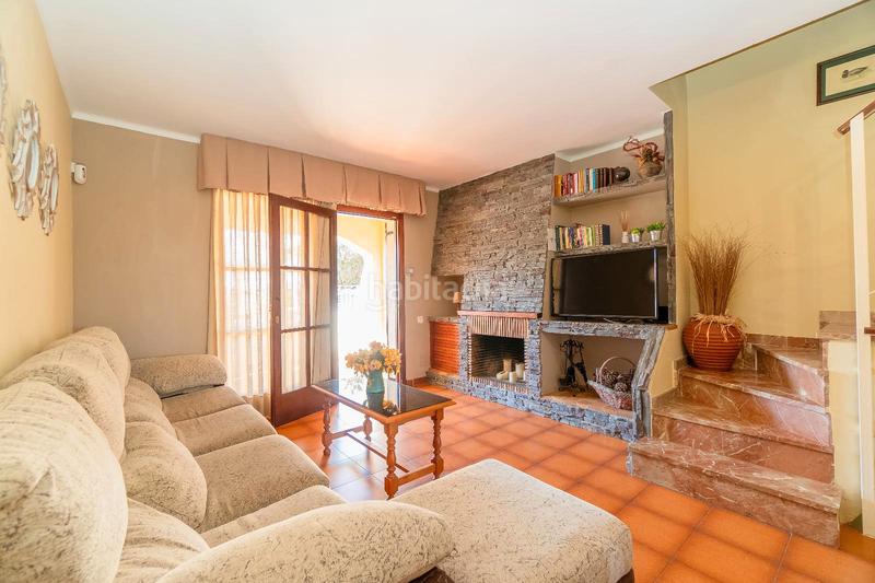Foto 16e9fc86-581e-48f8-a12a-eb3d396c4f34. Semi detached house with fireplace heating parking in Torredembarra