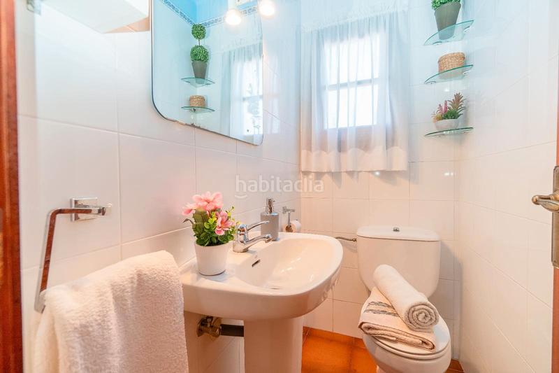 Foto 27f51fec-d45f-4b3f-9e63-00d17f068e15. Semi detached house with fireplace heating parking in Torredembarra