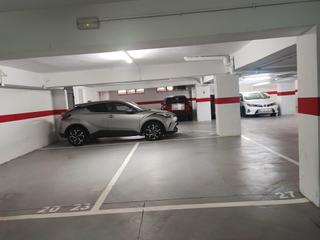 Autoparkplatz  Carrer robert d'aguil