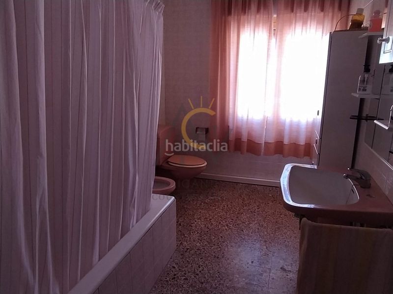 Foto 50bebb1f-7666-485b-bb93-819779105e2d. Xalet amb piscina a Romana (la)