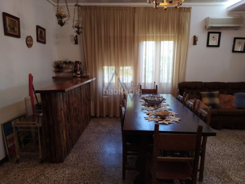 Foto b9815bf3-6755-4290-a296-44bde2764618. Xalet amb piscina a Romana (la)