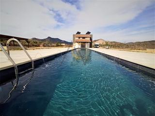 Xalet a Pedanías Oeste. Chalet en aspe