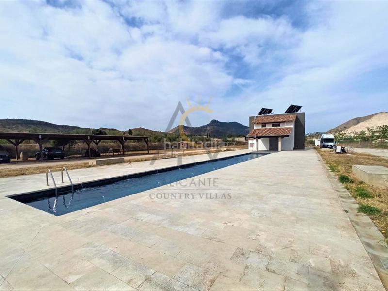 Foto 52ba9026-4c9e-4271-adb0-40ca73b1816e. Chalet mit heizung parking pool in Pedanías Oeste Aspe