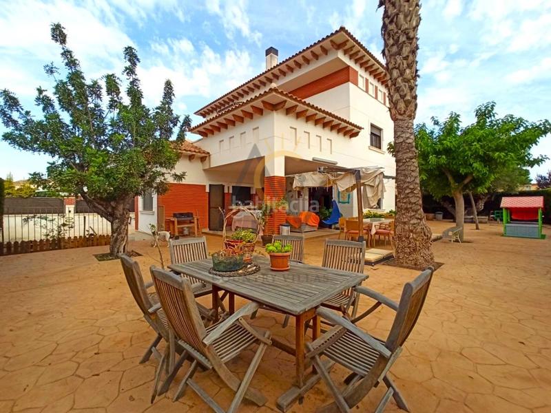 Foto 19725fc1-237c-43e6-8d73-c45c674eb925. Chalet  en monóvar en Monòver