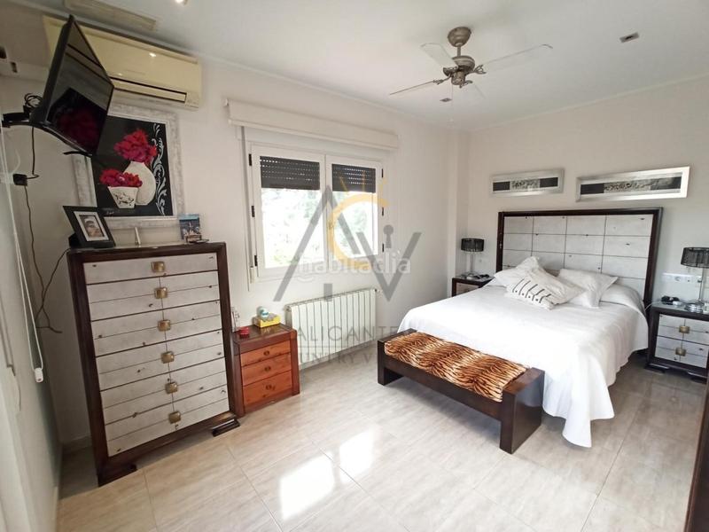 Foto 223b4242-335e-4d36-9363-27982858f6a8. Chalet  en monóvar en Monòver