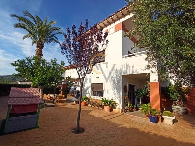 Foto 50c9a59a-6948-4912-9832-37e5c95c204e. Chalet  en monóvar en Monòver