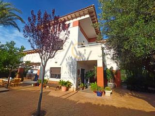 Xalet  N/a. Chalet en monóvar