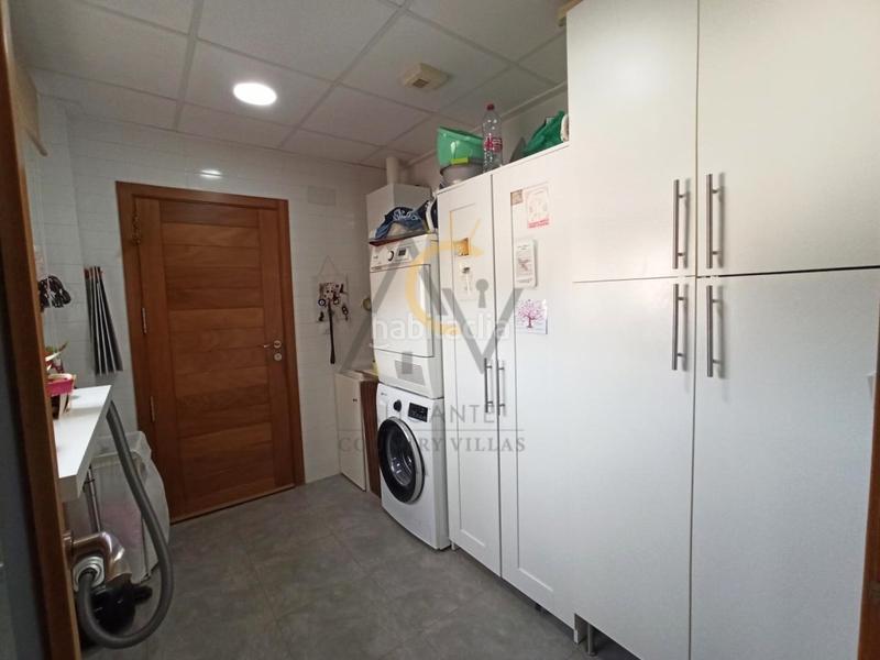 Foto f6bc2e0f-972a-4b50-a4dc-5db70561f012. Chalet  en monóvar en Monòver