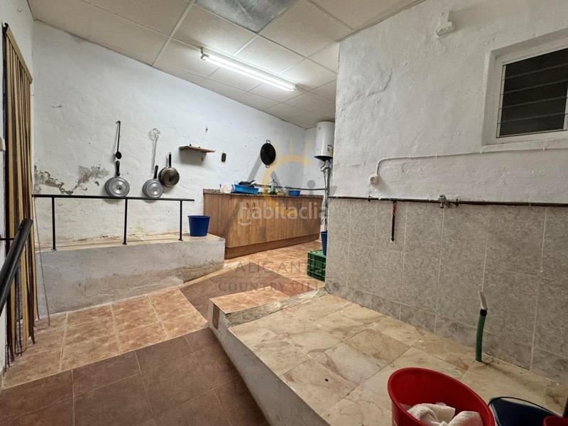 Foto 615f7ea0-dd83-4405-96c1-58ef05e82ce4. Casa  con pequeña parcela en Romana (la)