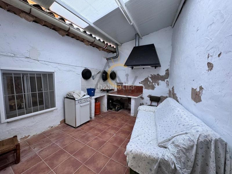 Foto d589a561-702e-436e-b732-ff5b098d3acb. Casa  con pequeña parcela en Romana (la)