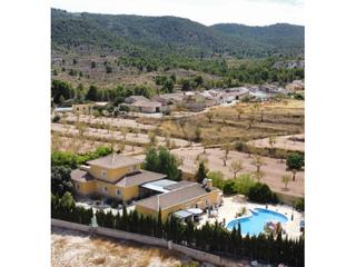 Xalet  N/a. Espectacular chalet con zona de invitados