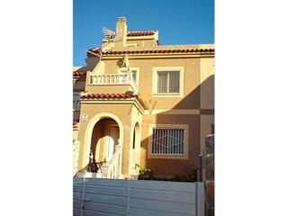 Maison  N/a. Bungalow en urb. montecid.