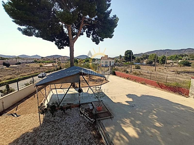 Foto 2a344c7e-6758-4668-bb49-1f8ff741e10b. Chalet  de dos alturas en monóvar en Monòver