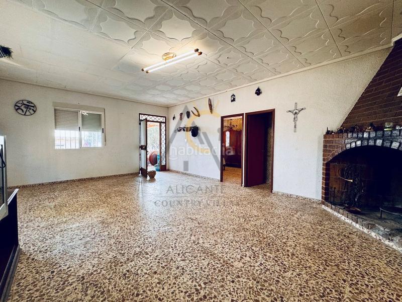 Foto 3493883c-ee90-435d-aed9-97da3a10564e. Masía casa de campo con piscina, edificaciones exteriores y nave en Romana (la)