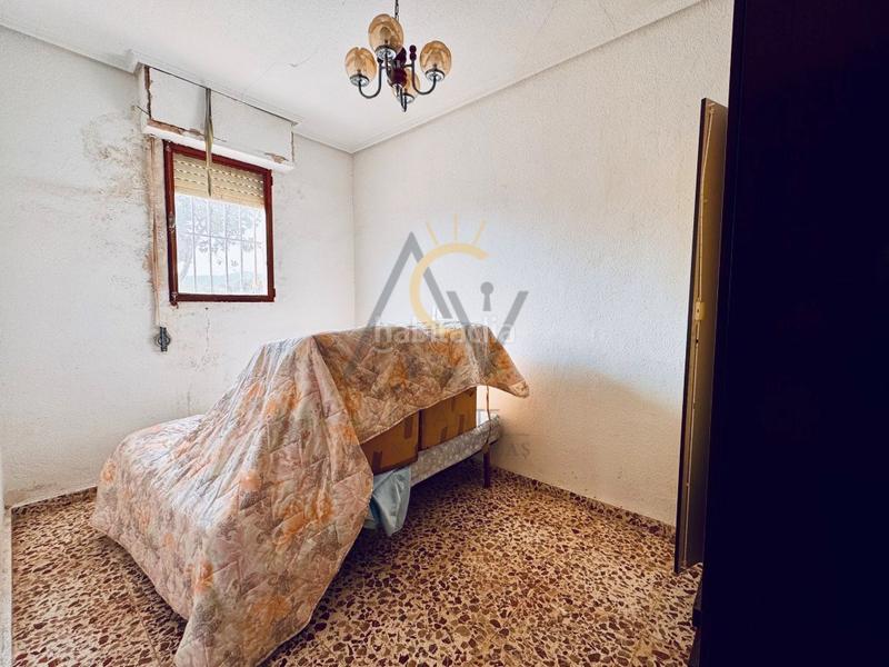 Foto ec3f9a42-9493-4190-a945-c1b9ba589023. Masía casa de campo con piscina, edificaciones exteriores y nave en Romana (la)