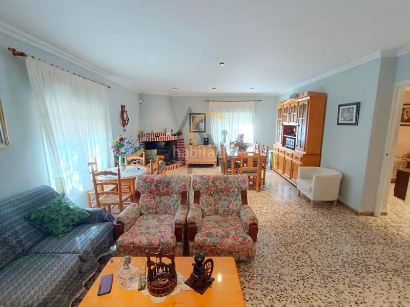 Foto 2711b3b7-717f-45d3-8d61-857d21e7b9d4. Chalet encantadora casa de campo con piscina y pinada, ideal para disfrutar en familia. en Romana (la)