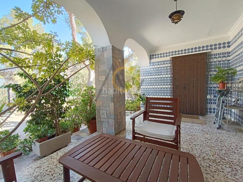 Foto b82288b0-9c5f-49ee-9fd0-28b171928481. Chalet encantadora casa de campo con piscina y pinada, ideal para disfrutar en familia. en Romana (la)