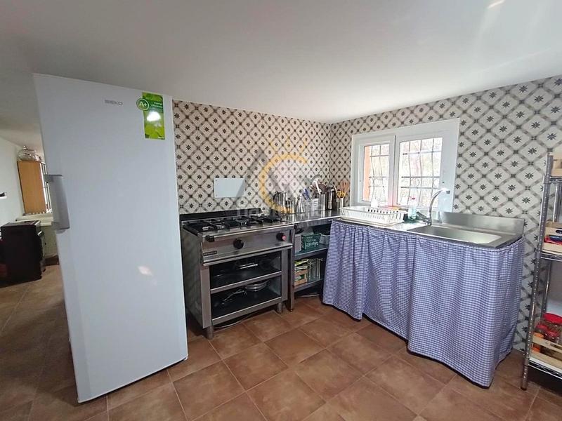 Foto e2a057ec-47d1-48dc-9106-5af4178a9138. Chalet encantadora casa de campo con piscina y pinada, ideal para disfrutar en familia. en Romana (la)