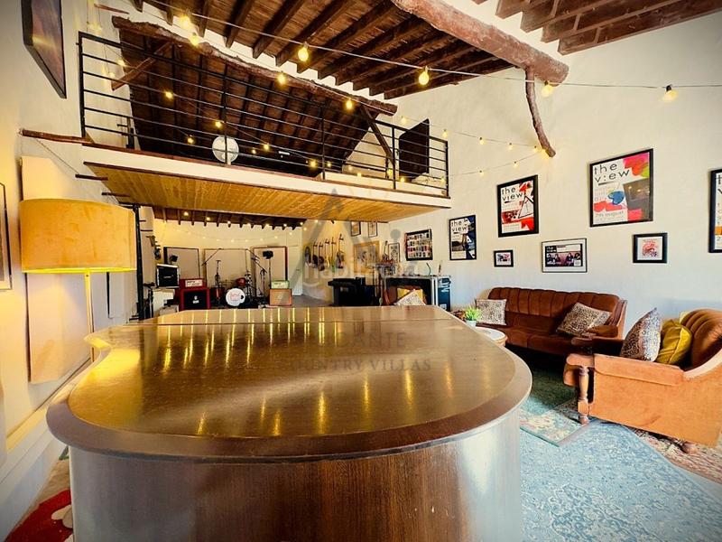 Foto 5085fff7-4aa6-4c07-bdec-623d691321c2. Mas avec parking piscine dans Monòver