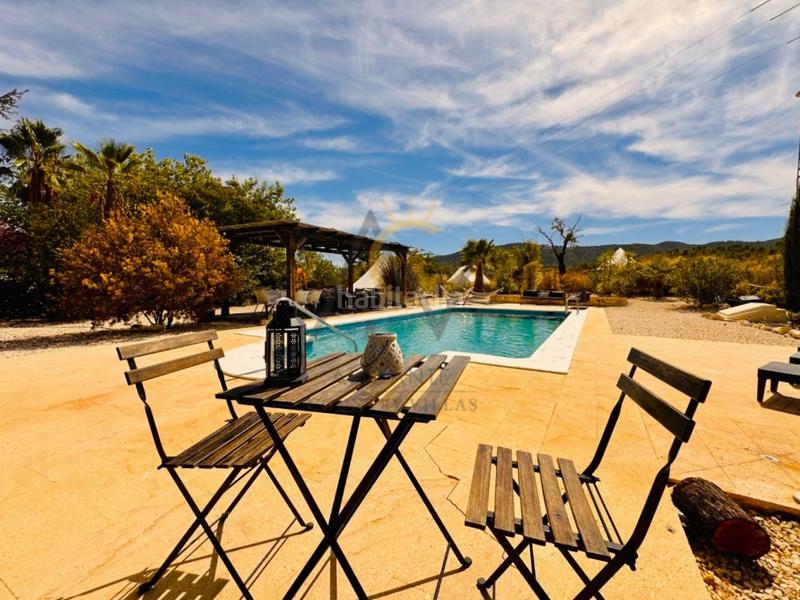 Foto 994a9dc9-0863-448d-b606-8b997e5a9a33. Mas avec parking piscine dans Monòver