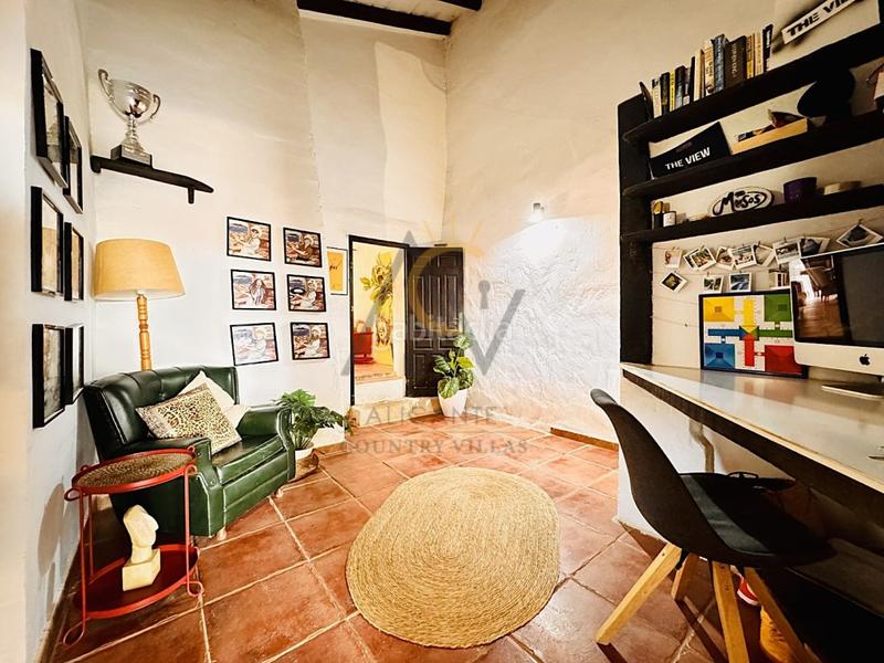 Foto a2e38b0e-0054-46d7-bd74-33db702666e2. Mas avec parking piscine dans Monòver