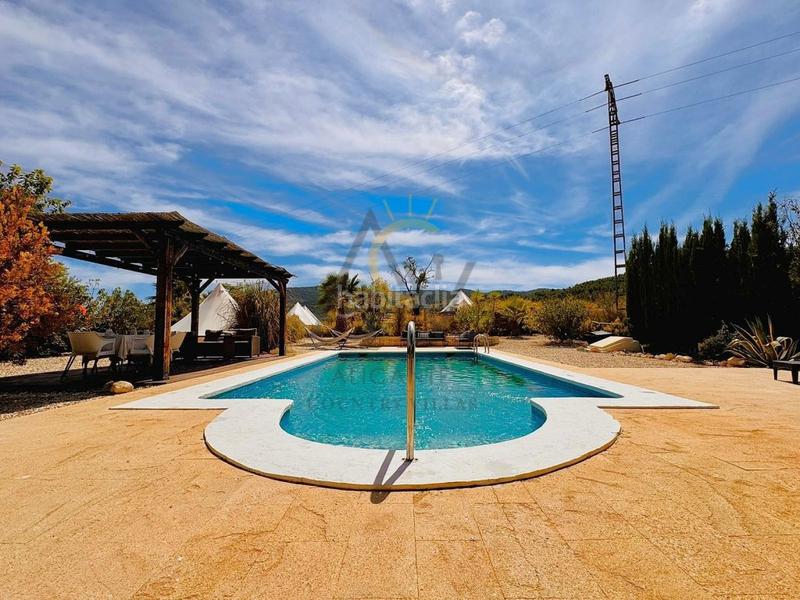 Foto bce391a7-3c65-4883-afea-52b6353d1024. Mas avec parking piscine dans Monòver