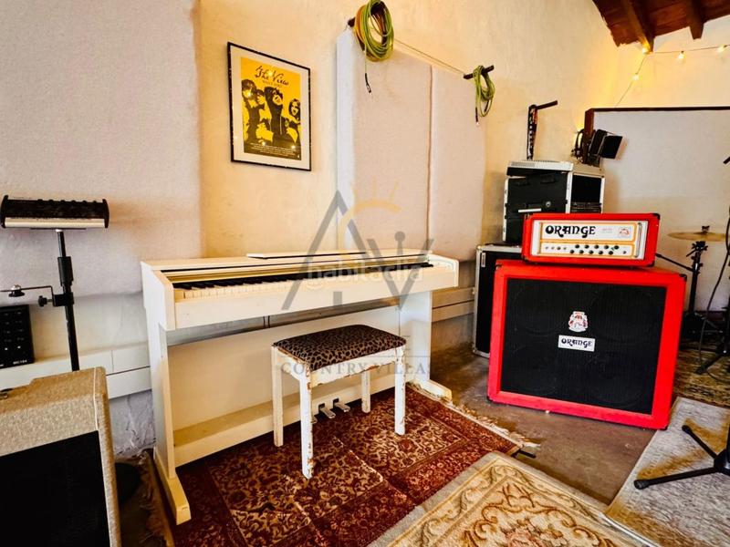 Foto d7443891-c4a7-41cc-96bb-aa6701385baa. Mas avec parking piscine dans Monòver