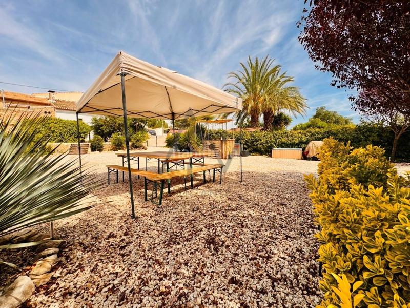 Foto f458a724-6b04-4b70-854a-78527bb21c3c. Mas avec parking piscine dans Monòver