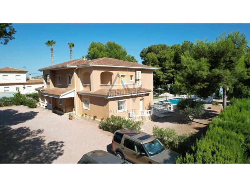 Foto a30e2666-80ed-48e4-9161-02ddd18b8795. Chalet avec chauffage parking piscine dans Pedanías Oeste Aspe