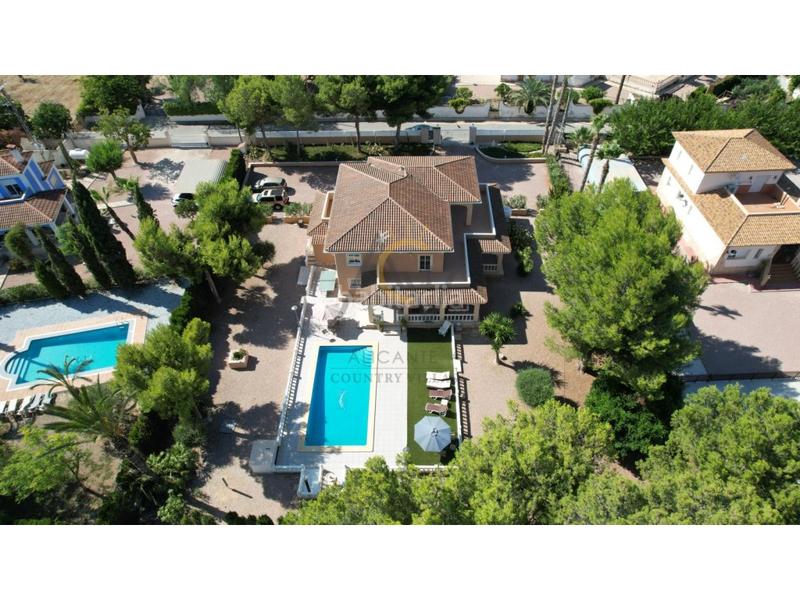 Foto e78b4dd8-74ef-49e5-94b0-6bb397012739. Chalet avec chauffage parking piscine dans Pedanías Oeste Aspe