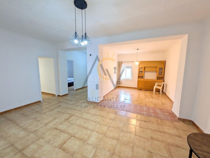 Foto 323e6e94-19d3-45f9-9f48-81033d0c0ec6. Casa amb aparcament a Monòver