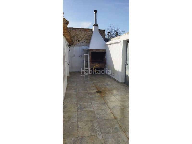 Foto dd6c4ad5-468f-4adf-9806-240c02c1855f. Casa amb aparcament a Monòver