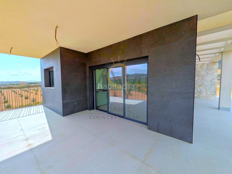 Foto 4080a316-4ce9-4409-8159-5da10c2d4a41. Xalet amb aparcament piscina a Abanilla
