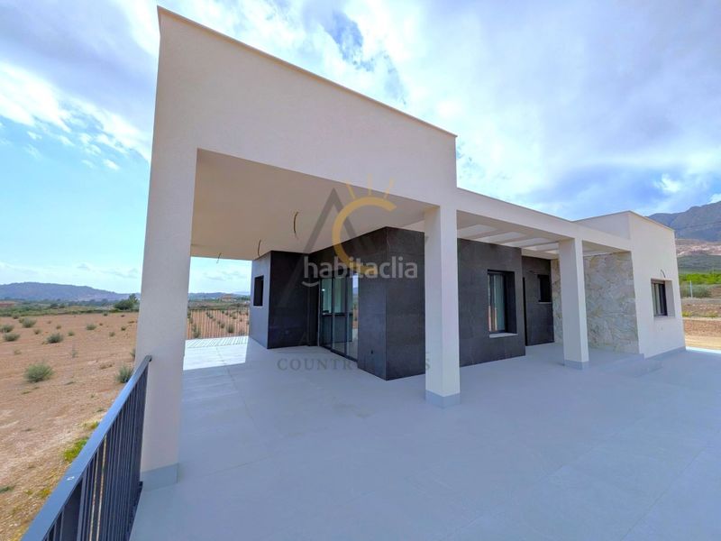 Foto c569be40-3013-42ab-9631-74afc4876336. Xalet amb aparcament piscina a Abanilla