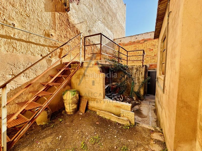 Foto dfc7b0e1-99b0-41ea-89c2-40a28e794568. Casa a Romana (la)