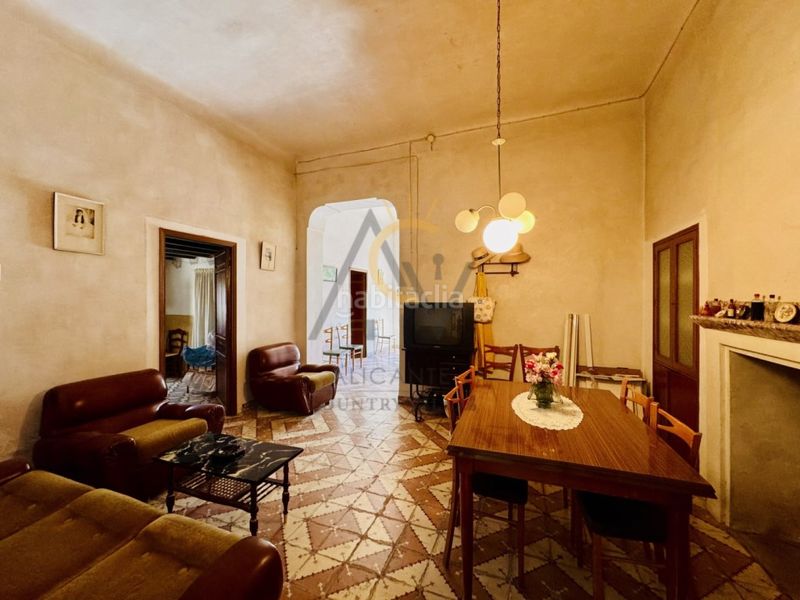 Foto 0cc9d761-274f-484f-83be-29e2fc334dab. Masia a Romana (la)
