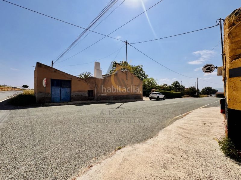 Foto bee6ab19-466a-40ee-8a51-fcb1adb265a8. Masia a Romana (la)