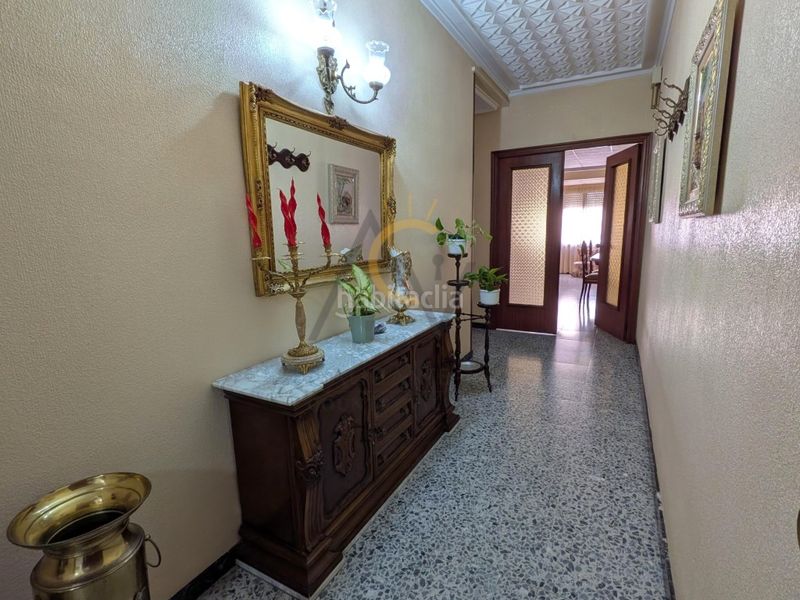 Foto 000d84ff-7523-4c0b-b82e-4c2ebdba28ff. Casa amb aparcament a Monòver