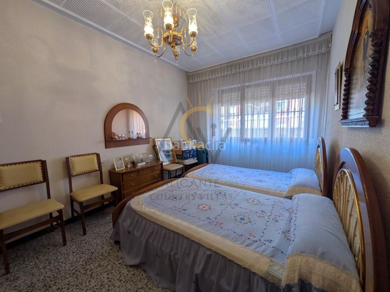 Foto a769e86c-61b6-4210-a80d-68693ece5c18. Casa amb aparcament a Monòver