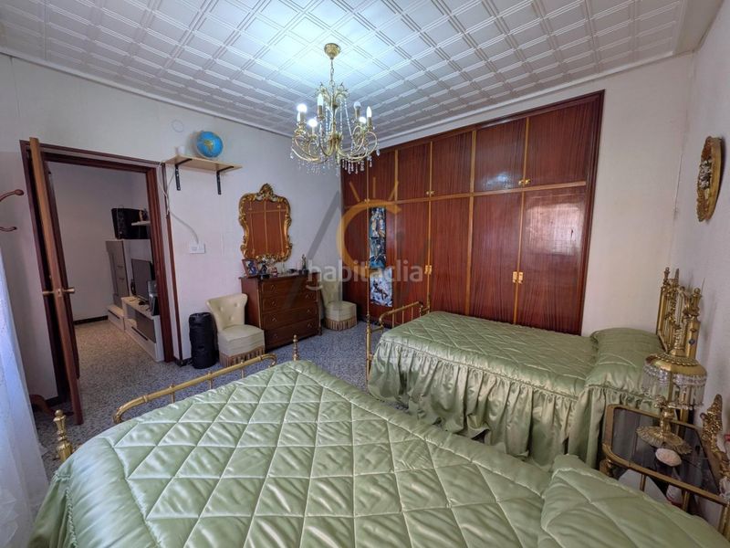 Foto e76faece-d80d-48d3-acc3-2b42ba6f7071. Casa amb aparcament a Monòver