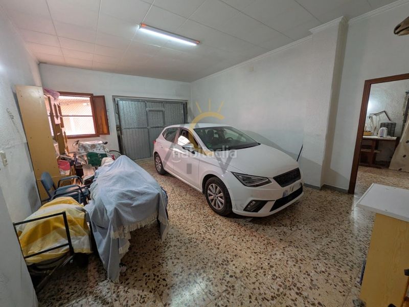 Foto fbe4ac49-eb95-4b99-aff9-bf0c971fde50. Casa amb aparcament a Monòver
