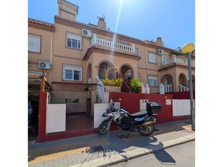 Casa a Calle Luis De Gongora