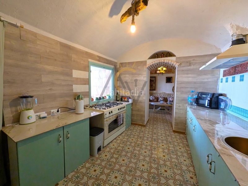 Foto d8a5cf8d-0c94-4b5a-bb99-0653d23525e5. Casa amb aparcament a Algueña