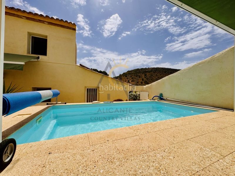 Foto cd340f92-d2c6-4f0b-925a-7ad9f9bc90ff. Masia amb aparcament piscina a Pedanías Oeste Aspe