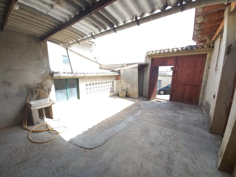 Foto 5cff2420-0cca-4373-ad5a-d8df017fe1fa. Haus mit parking in Manuel