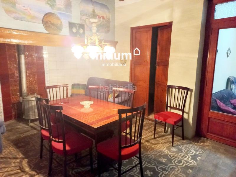 Foto c2009a61-2c08-4111-a3e0-a8b4e42bcdbf. Casa  chaflan con cochera. en Manuel