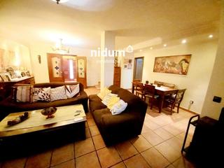 Casa a Senyera. Casa en venta senyera con patio y terrazas