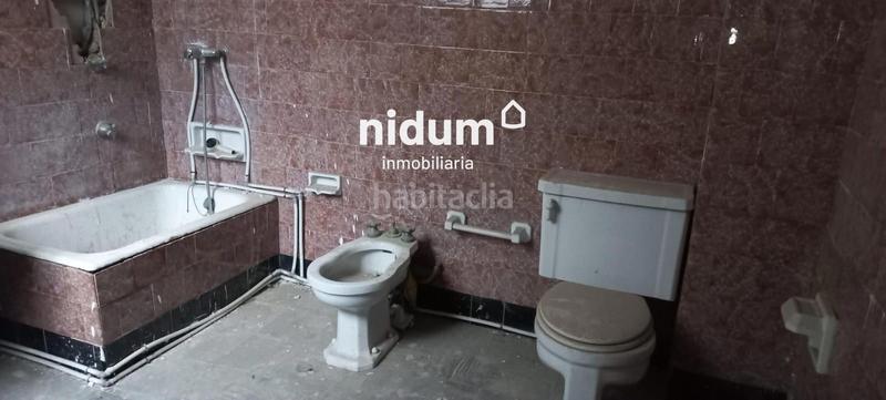 Foto a5eb3dad-e93c-4d0a-bfa5-1ef9a753f48c. Casa  en venta, como inversión, en la rama hostelera hospedaje ubicada en plaza mercat con garaje en Xàtiva